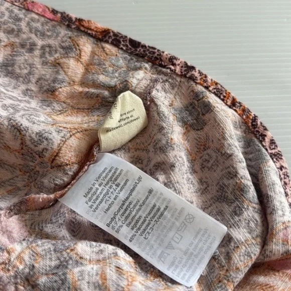 MADEWELL - Lace-Up Ruffle-Hem Midi Dress in Bali Blooms - Picture 7 of 9